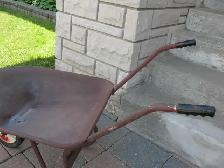 All Metal Mid-Size Wheelbarrow - Photo 9