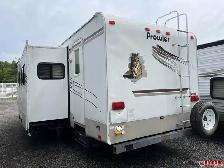 2009 FLEETWOOD PROWLER 2702BS Travel Trailer - Photo 3
