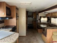 2009 FLEETWOOD PROWLER 2702BS Travel Trailer - Photo 8