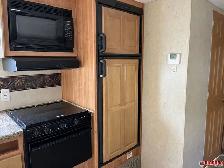 2009 FLEETWOOD PROWLER 2702BS Travel Trailer - Photo 15