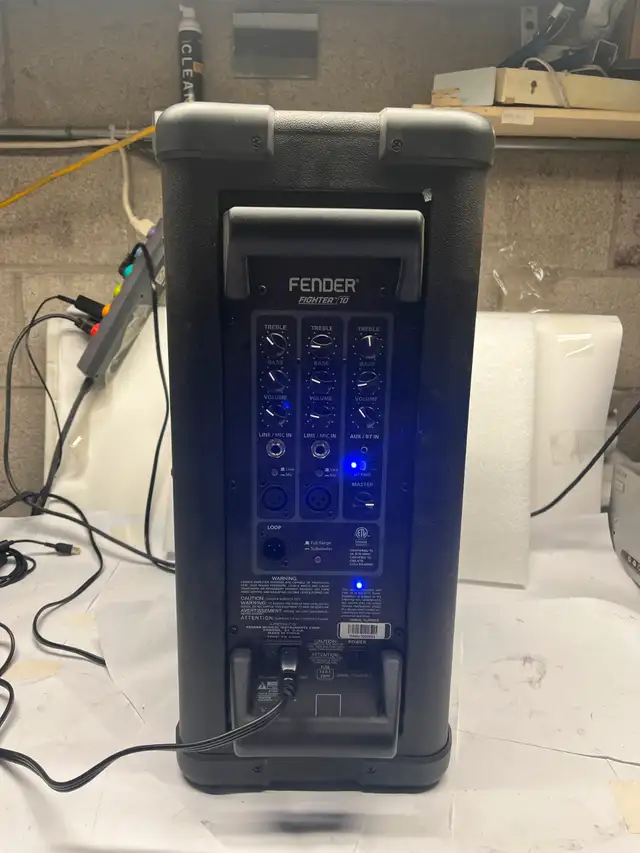 Fender Fighter 10' 2-Way Powered Speaker