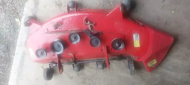 4ft TORO WHEEL HORSE MOWER