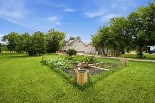 Move-In Ready Acreage in St Andrews! - Photo 24