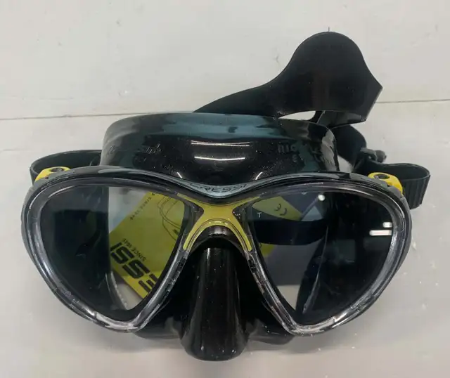 CRESSI Big Eyes Evolution Classic Mask DS 336510 BLACK/YELLOW