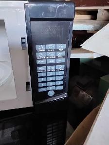 Microwaves - Photo 4
