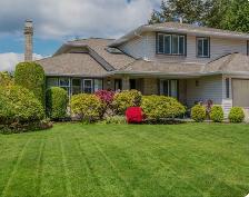 Leaf Cleanup, Landscaping, Junk Removal & Power Washing
