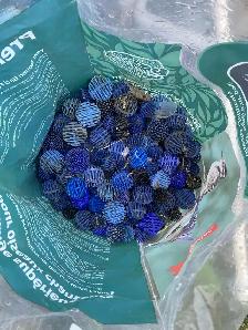 an assortment of accessories - Photo 2