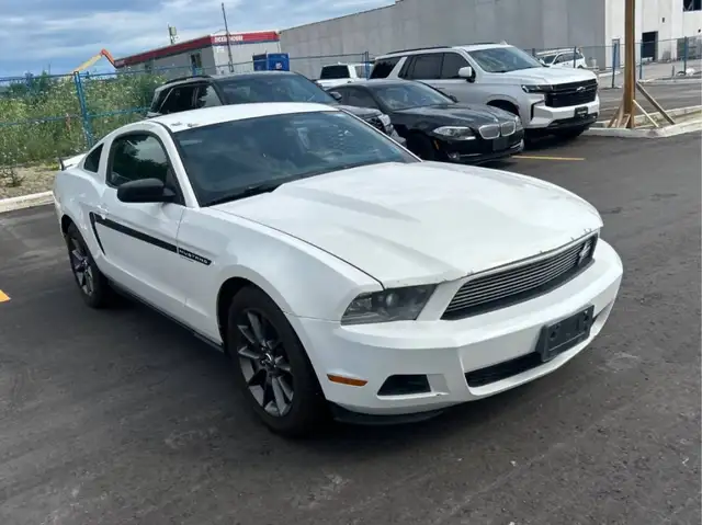 2012 FORD MUSTANG  COUPE  V6