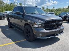 2020 RAM 1500 CLASSIC EXPRESS  4X4  ONE OWNER  NO ACCID 4 DOO - Photo 4