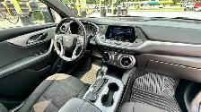 2020 CHEVROLET BLAZER  AWD  LT  MUST SEE  LT - Photo 19
