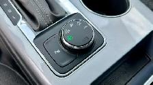 2020 CHEVROLET BLAZER  AWD  LT  MUST SEE  LT - Photo 28