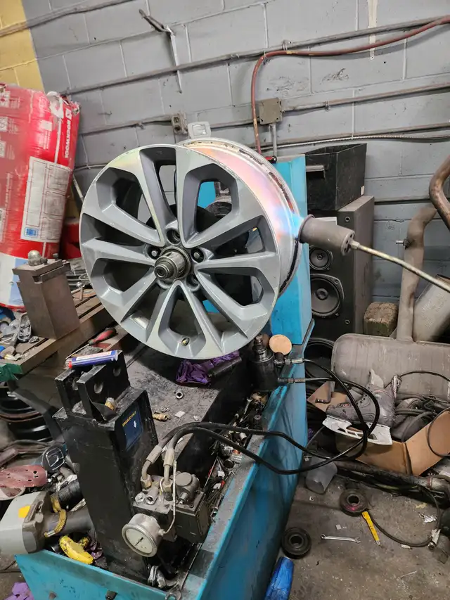 Wheel Refinishing, Bent Rim Straightening & TIG Welding
