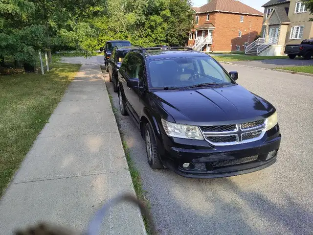 DODGE JOURNEY SXT 2011