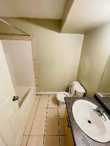 Room for rent - Photo 4
