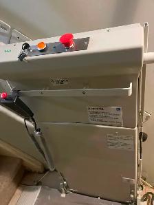 sell Savaria wheelchair/vertical platform lift for 1000$ - Photo 6