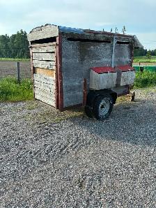 Small Farm Trailer for Chickens - Photo 2