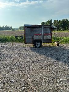 Small Farm Trailer for Chickens - Photo 3