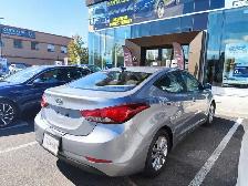 Hyundai Elantra - Photo 2
