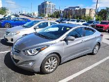 Hyundai Elantra - Photo 4