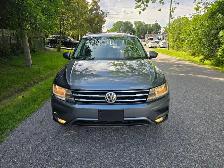 2018 Volkswagen Tiguan ComfortlinePanoramic Roof , Apple CarPlay - Photo 3