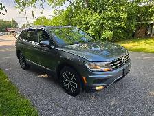 2018 Volkswagen Tiguan ComfortlinePanoramic Roof , Apple CarPlay - Photo 4