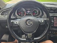 2018 Volkswagen Tiguan ComfortlinePanoramic Roof , Apple CarPlay - Photo 24