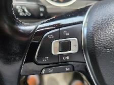 2018 Volkswagen Tiguan ComfortlinePanoramic Roof , Apple CarPlay - Photo 25