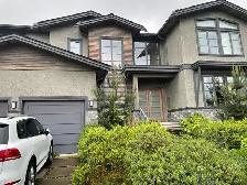 Bright & Spacious Room   Private Bath in North Burnaby $1,175 - Photo 22