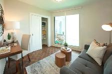 Premium, Waterfront 2-Bedroom for Rent in Burlington! - Photo 13