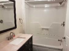 Room for rent in Etobicoke - Photo 4