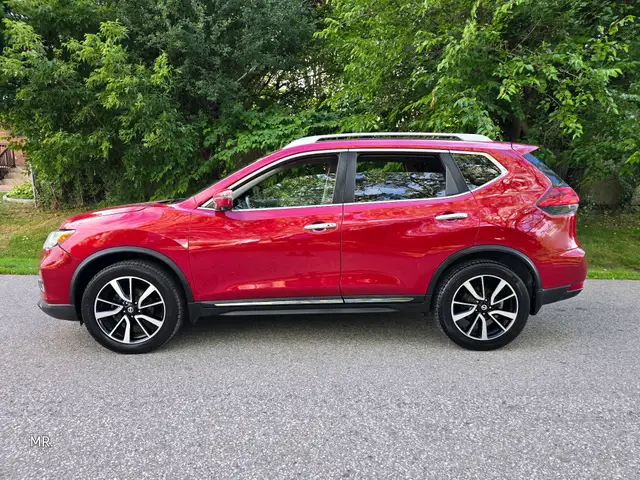 2017 Nissan Rogue SL AWD Remote Start, LEATHER HEATED SEATS, PAN