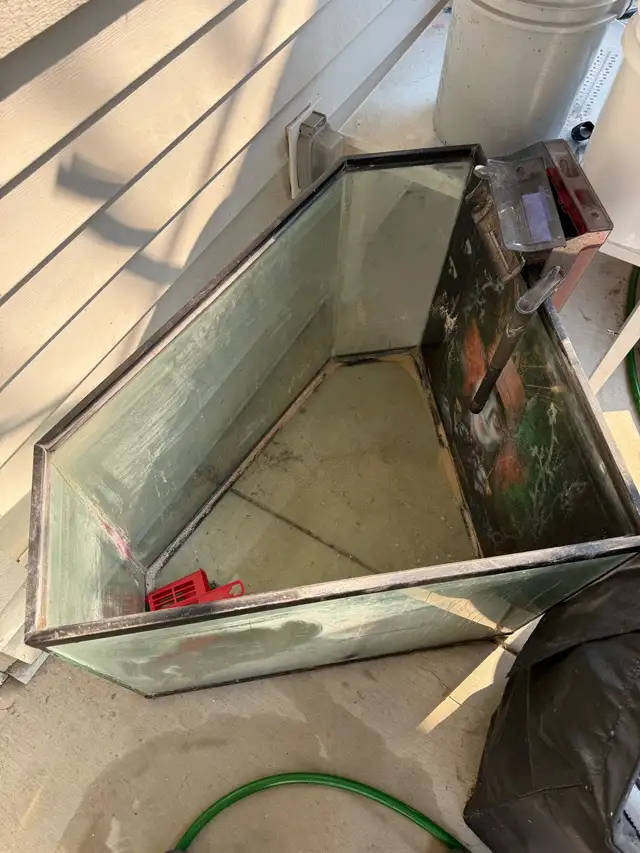 75 gallon corner tank (diamond)