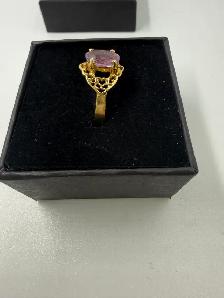Women's 10K Gold Ring with Amethyst  ~Size 8 - Photo 2