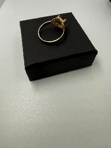 Women's 10K Gold Ring with Amethyst  ~Size 8 - Photo 3