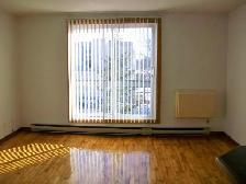 1 Bedroom Apartment for Rent in Fort Richmond - Photo 2