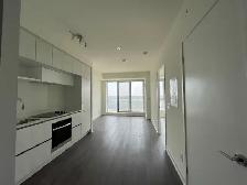 RICHMOND HILL: Brand New 1 Den/2Baths Condo For Rent w/PRKG - Photo 3