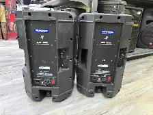 Mackie Art 300A Active Speaker Pair - Photo 2