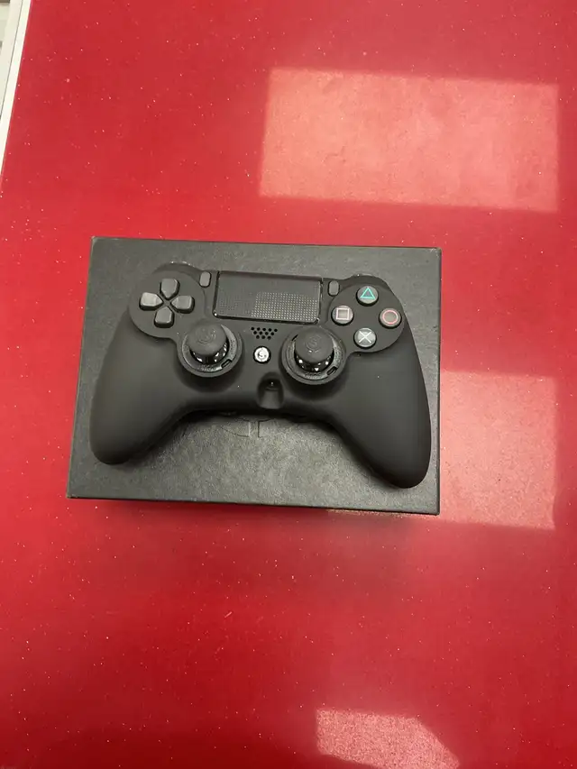manette Scuf impact