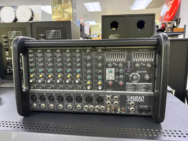Yorkville M810 2x400 Watt Powered Mixer