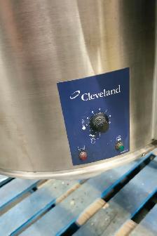 Cleveland Electric 25 Gallon Tilting Steam Kettle PERFECT - Photo 3