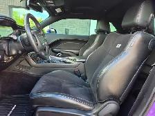 2018 Dodge Challenger T/A / 6 SPD MANUAL / V8 HEMI PLUM CRAZY PE - Photo 19