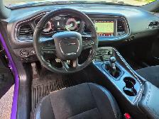 2018 Dodge Challenger T/A / 6 SPD MANUAL / V8 HEMI PLUM CRAZY PE - Photo 21