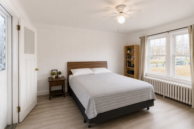 Private room with Ensuite Bathroom and Seperate Entrance