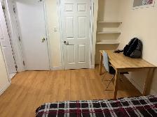 room for rent at York university village - Photo 2