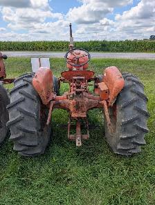1957 Allis-Chalmers D14 Tractor - Photo 2