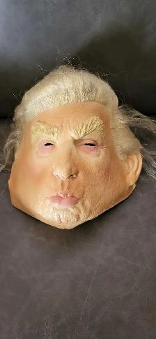 masque donald trump
