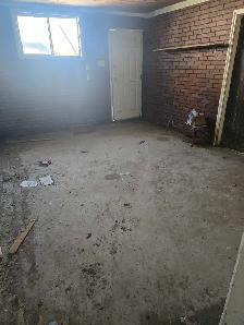 Shop for lease - Photo 3