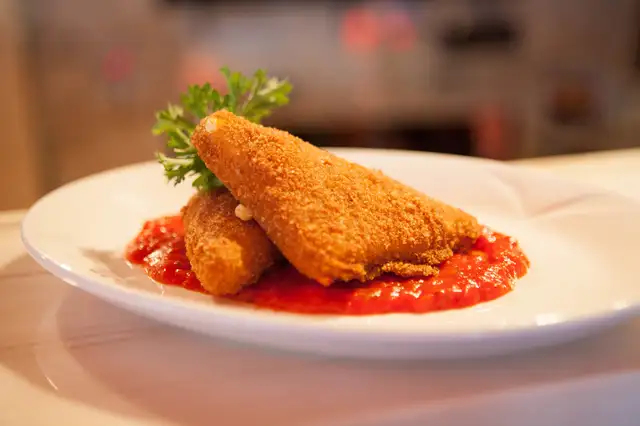 Chef-cuisinier à temps plein pour resto italien à Laval