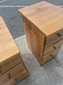 Bedside dressers hand made maple - Photo 2