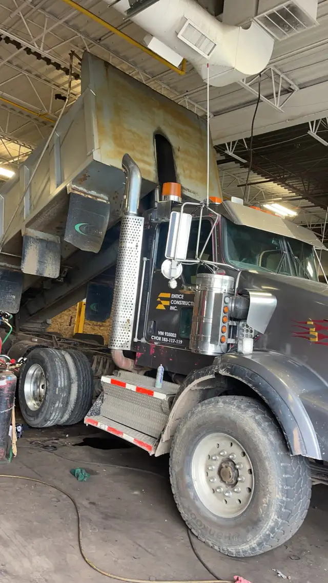 looking for dump truck drivers in gta and Ottawa